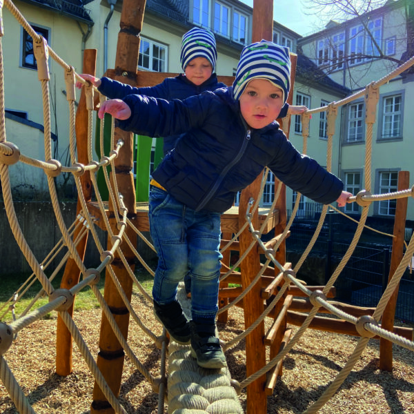 Mega Rope Bridge